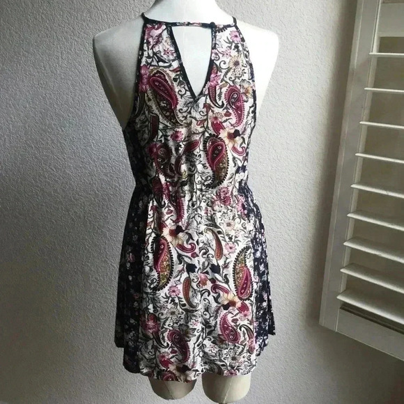 ModCloth En Creme Paisley and Floral Dress - Picture 3 of 7